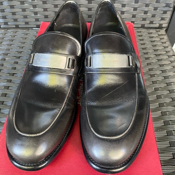 Salvatore Ferragamo Shoes,Salvatore Ferragamo Black Leather Slip-Ons,AUTHENTIC. - Picture 4 of 11